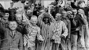 prisoners_liberation_dachau.jpg_1718483346